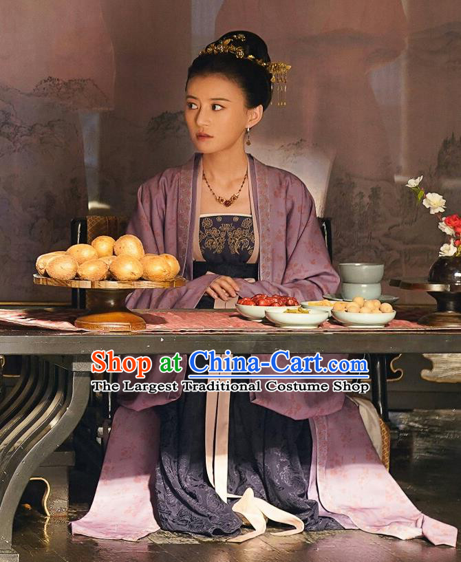 Chinese Ancient Court Woman Hanfu Dress Garment Drama Serenade of Peaceful Joy Song Dynasty Noble Concubine Feng Historical Costumes and Headpieces