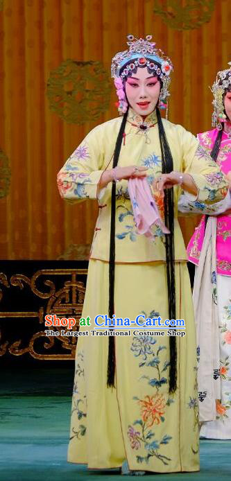 Chinese Beijing Opera Young Lady Apparels Ba Zhen Tang Costumes and Headpieces Traditional Peking Opera Maidservant Chun Lan Yellow Dress Garment