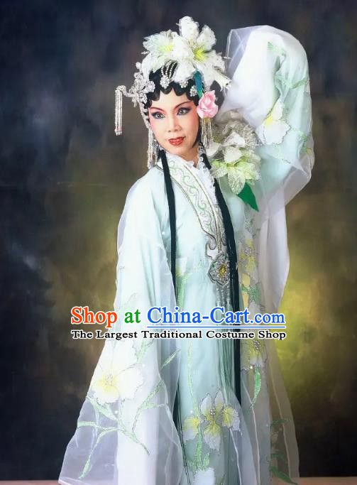 Chinese Cantonese Opera Diva Du Caiwei Garment Hua Yue Ying Costumes and Headdress Traditional Guangdong Opera Young Beauty Apparels Hua Tan Dress