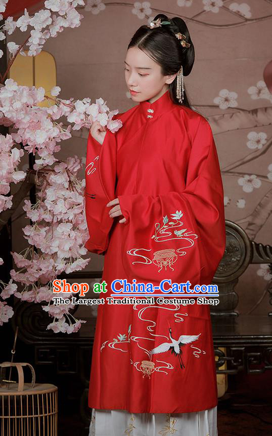 Chinese Ancient Noble Lady Hanfu Garment Traditional Ming Dynasty Embroidered Red Blouse and White Skirt Costumes Full Set