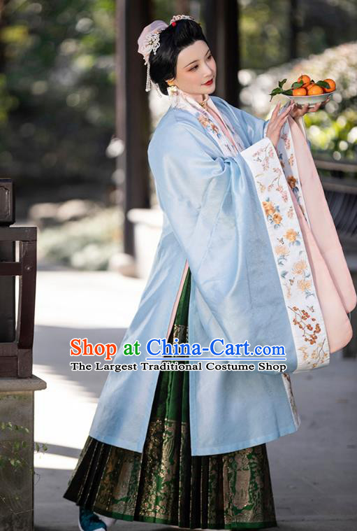 China Traditional Ming Dynasty Imperial Consort Hanfu Clothing Ancient Court Beauty Historical Costumes