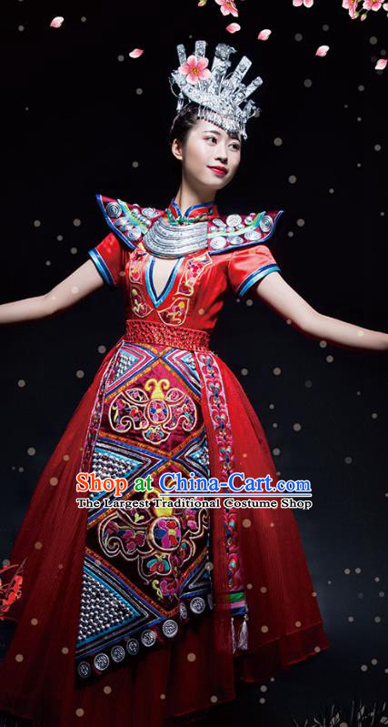 Chinese Yao Nationality Minority Wedding Costumes Ethnic Woman Stage Performance Red Dress Outfits