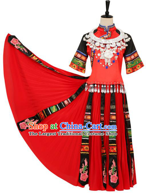 China Traditional Hmong Ethnic Bride Clothing Miao Nationality Stage Performance Costumes