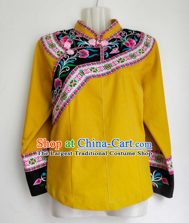 Chinese Guangxi Minority Embroidered Shirt Clothing Zhuang Nationality Yellow Blouse Ethnic Woman Top Garment