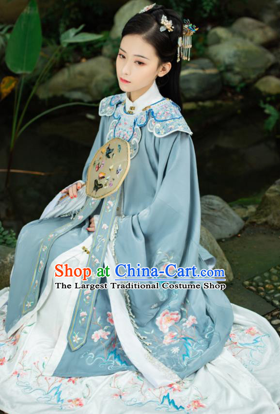 China Traditional Ming Dynasty Palace Princess Embroidered Historical Clothing Ancient Royal Infanta Hanfu Dress Garments