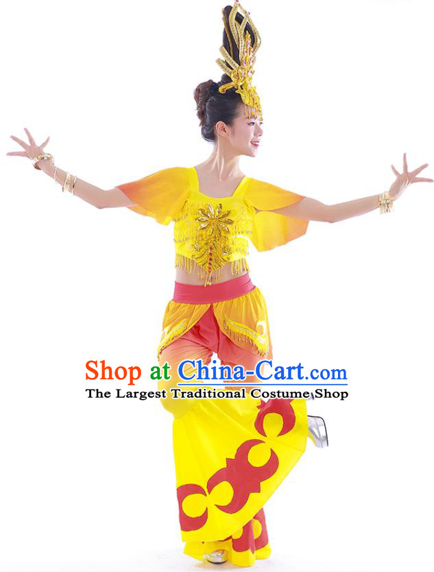 China Stage Performance Yellow Uniforms Classical Dance Dress Pipa Dance Garment Costumes Flying Goddess Dance Clothing and Headdress