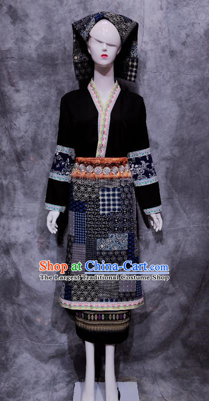 Gelao Ethnic Costumes National Original Ecological Costumes Minority Catwalk Performances