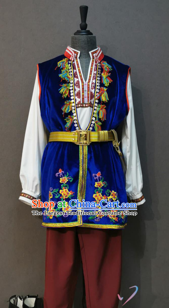 European Male Fashion Show Performance Attire Russia Traditional Costume