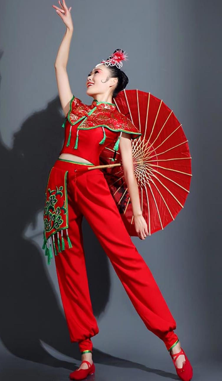 Yangko Performance Costume Women Chinese Festive Waist Drum Clothing Folk Dance Umbrella Dance Red Outfit