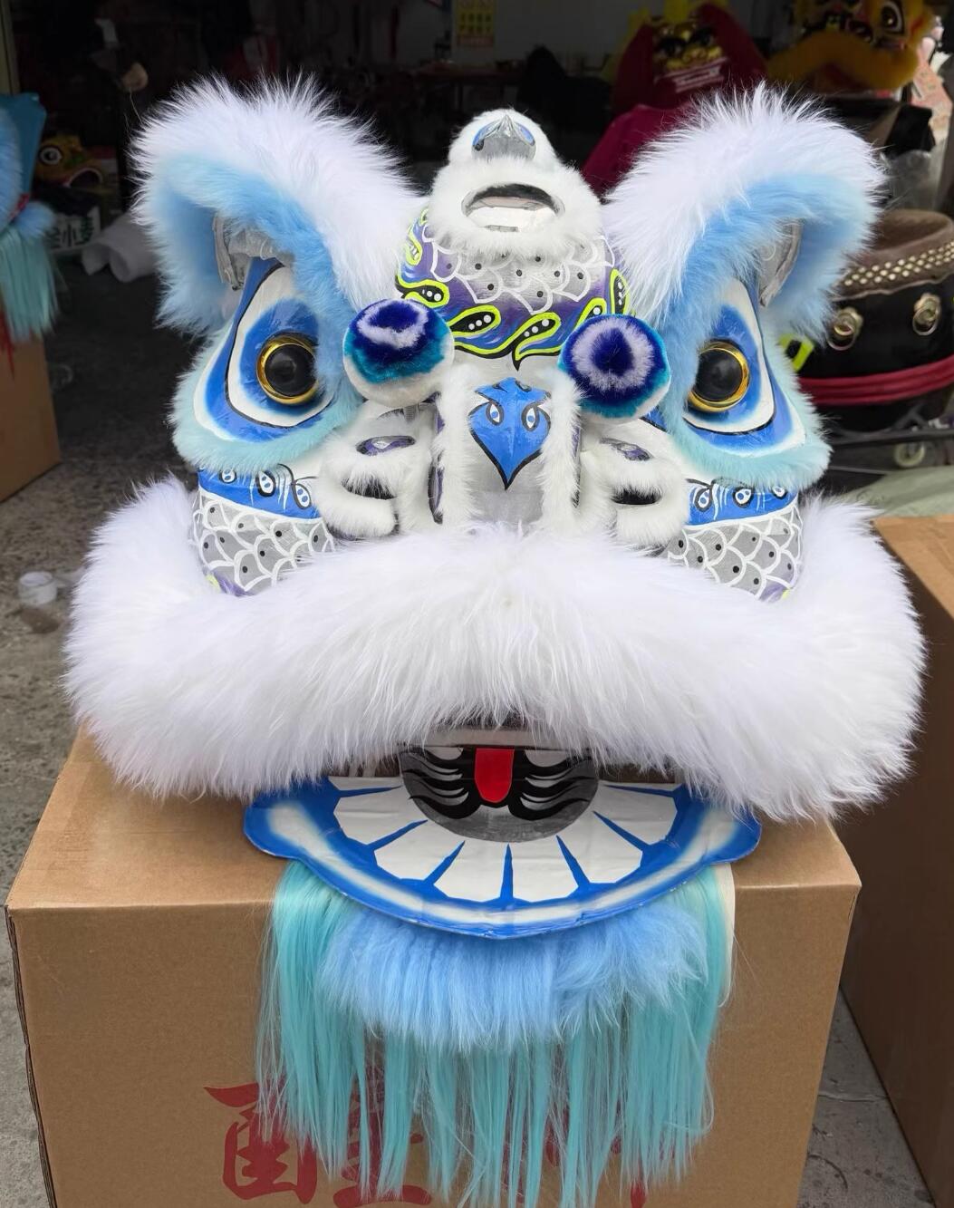 White Wool Lion Dance Costume Handmade Fut San Lion Dance Head Traditional Dancing Lion Clothing Full Set