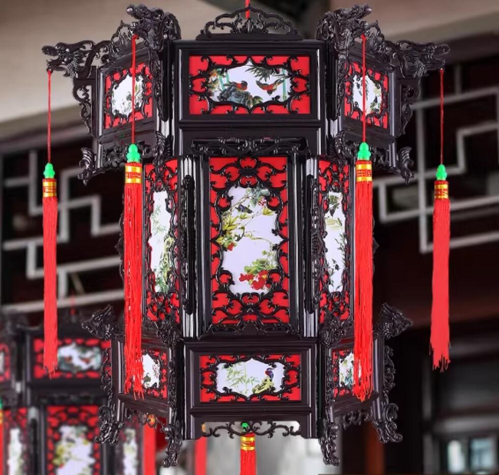 Chinese Antique Style Palace Lantern Plastics Lantern Classical Flower and Bird Pattern Lamp